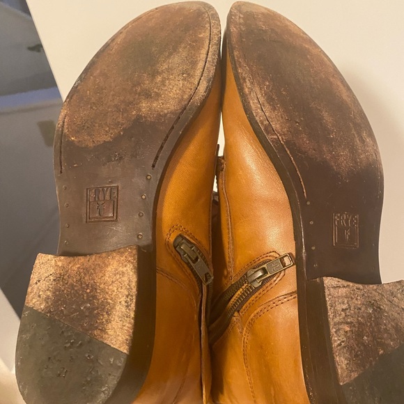 Frye Tan Boots Size 10 - Picture 2 of 4